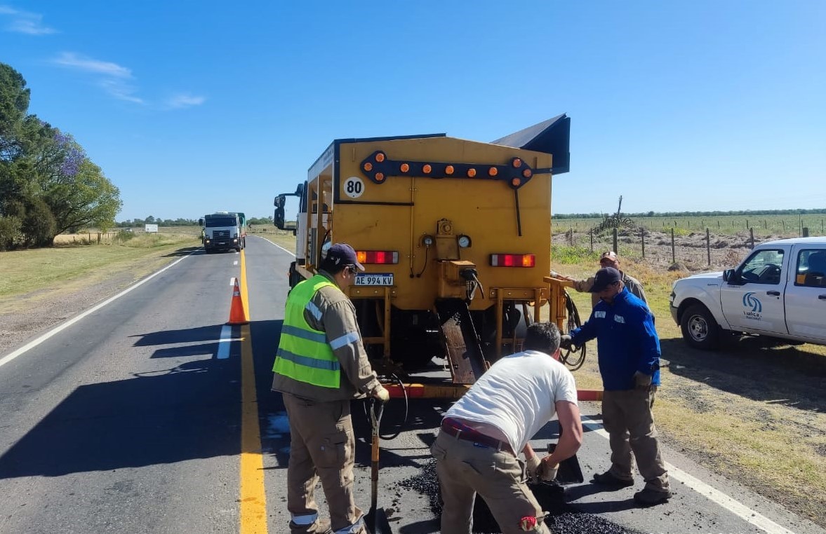 Vialidad realiza trabajos de bacheo en la Ruta 11 | INFO VERA