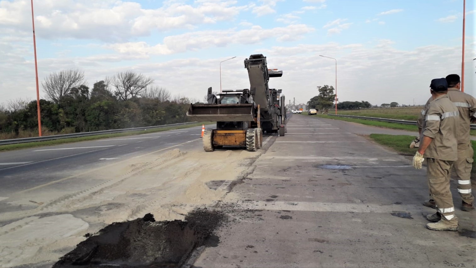 Vialidad Nacional inició reparaciones en la Ruta 11, entre Crespo y ...