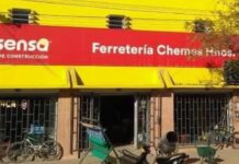 Robo millonario en Vera; robaron dólares, pesos y relojes de oro en Ferretería Chemes
