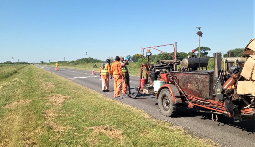 Vialidad Nacional repara la Ruta 11 entre Gdor. Crespo y Calchaquí ...