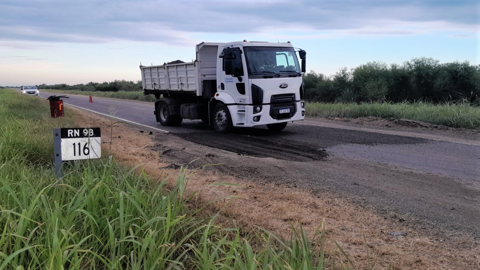 Vialidad Nacional realiza bacheos preventivos en Ruta 98 entre Vera y ...