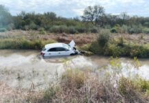 Un auto con cuatro o ocupantes cayó a un zanjón lateral de la Ruta 36
