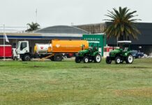 Un mes inmóviles: la nueva flota de vehículos 0km sigue en exposición, mientras espera ser utilizada