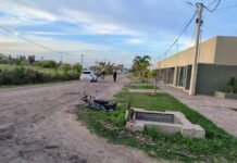 Calchaquí: dos jóvenes heridos tras choque entre auto y moto