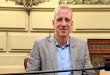 Scarpin: “Aprobamos una ley para cortar el circuito de los celulares robados”
